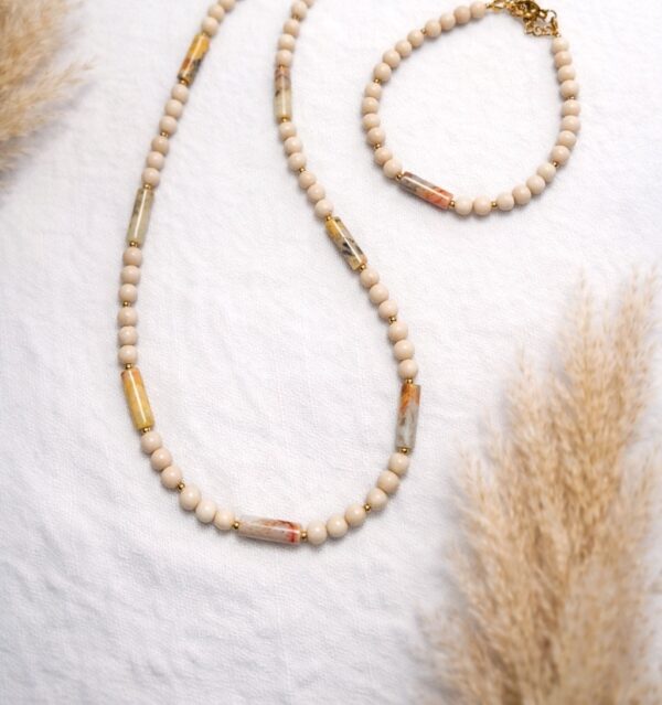 Naszyjnik z kamienia rzecznego i jaspisu