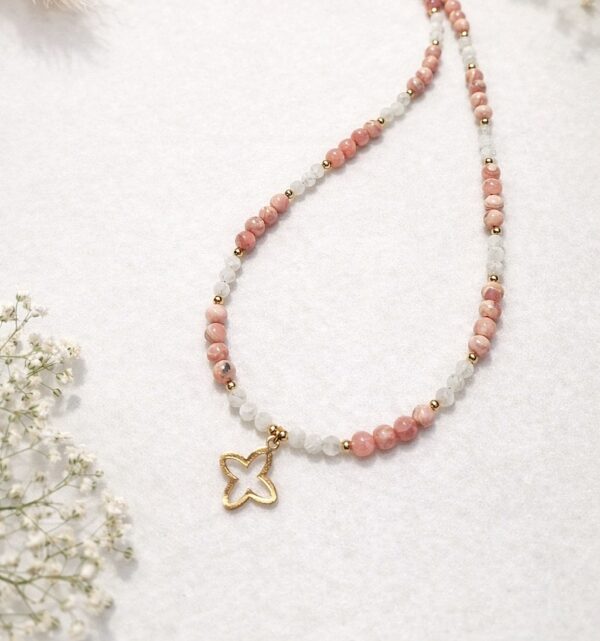 Naszyjnik z kamienia księżycowego i rodonitu