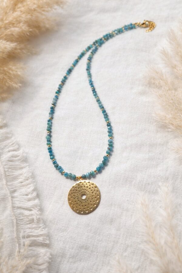 Naszyjnik z apatytu z zawieszką