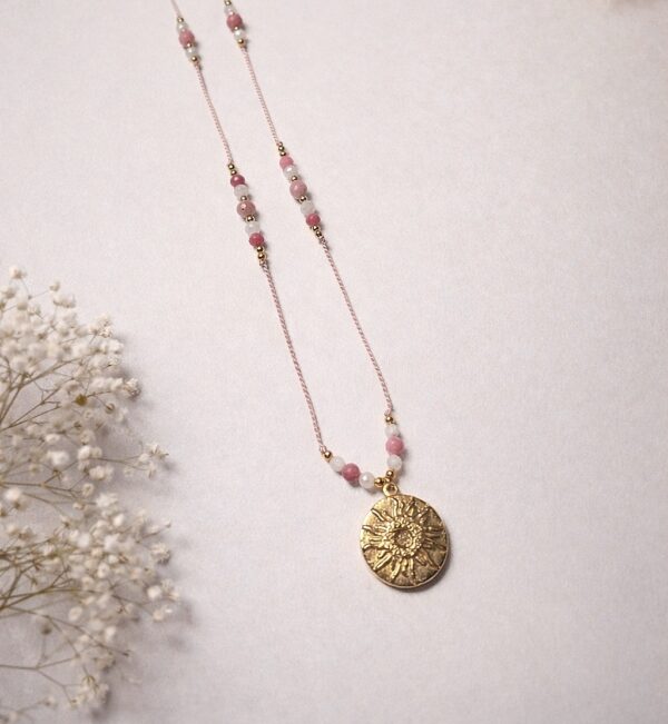 Regulowany naszyjnik z rodonitem i kamieniem księżycowym